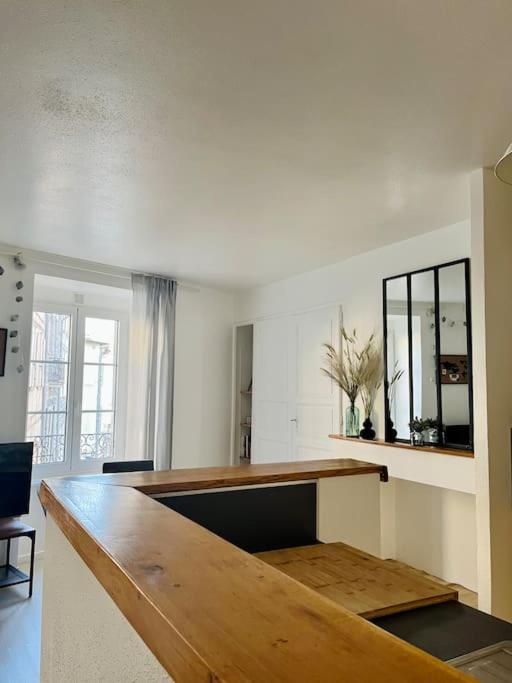 Apartment - Centre Historique - Avec Vue Aurillac